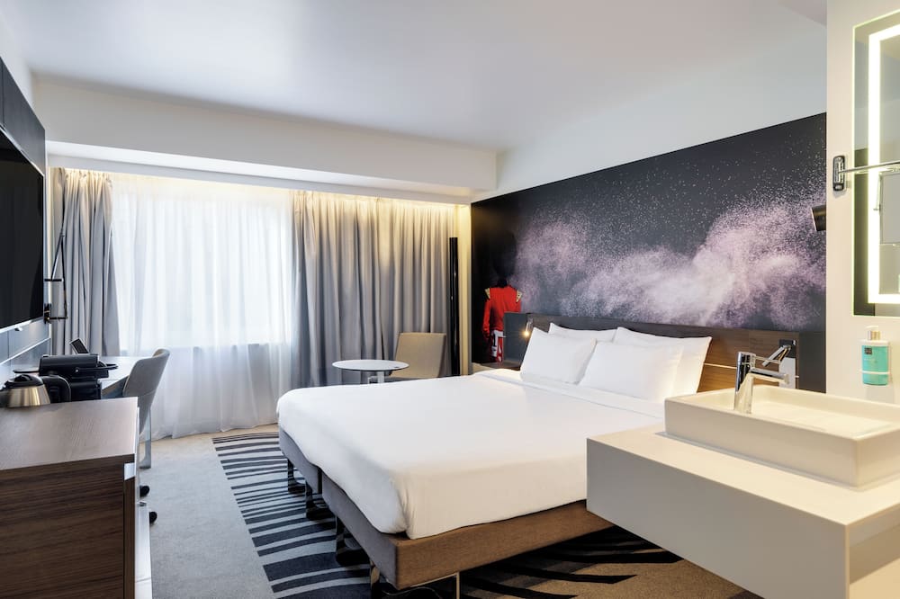 ノボテル ロンドン タワー ブリッジ 写真