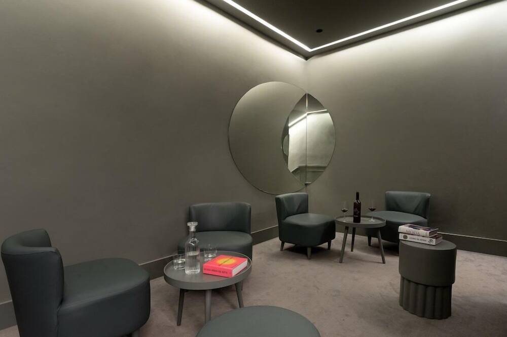 シック & ベーシック ドット 写真