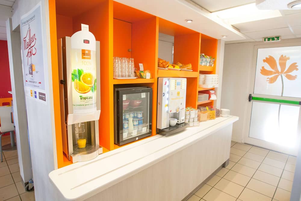 プルミエール クラッセ ドゥ ディジョン ノール - ゼニス 写真