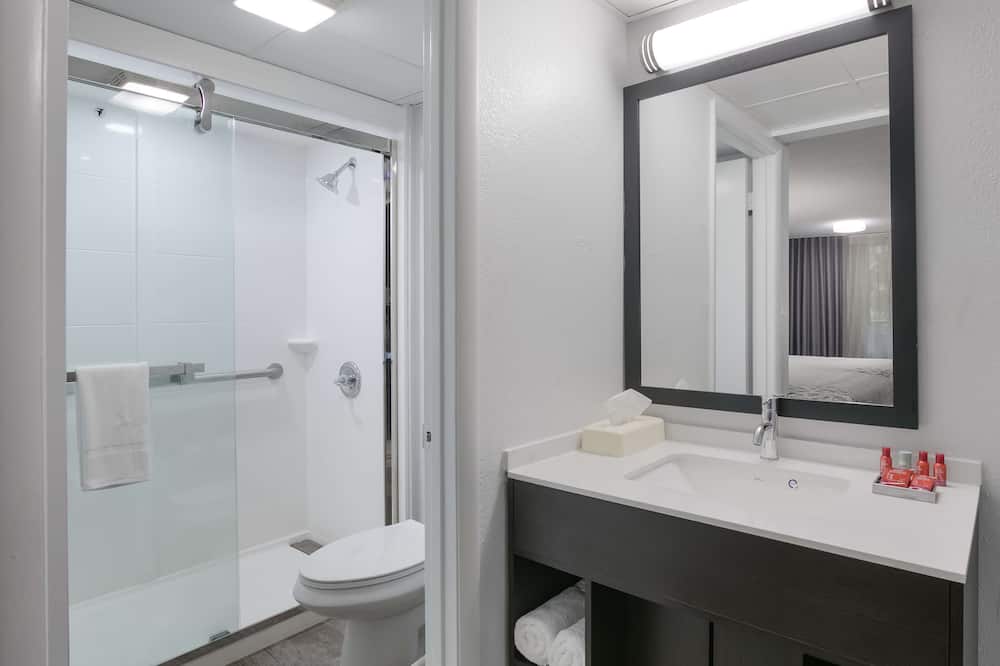 シュアステイ プラス ホテル バイ ベストウェスタン ガットリンバーグ 写真