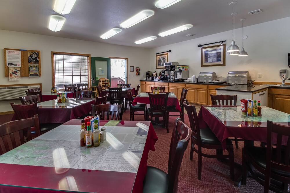 ツイン ピークス ロッジ & ホット スプリングス 写真