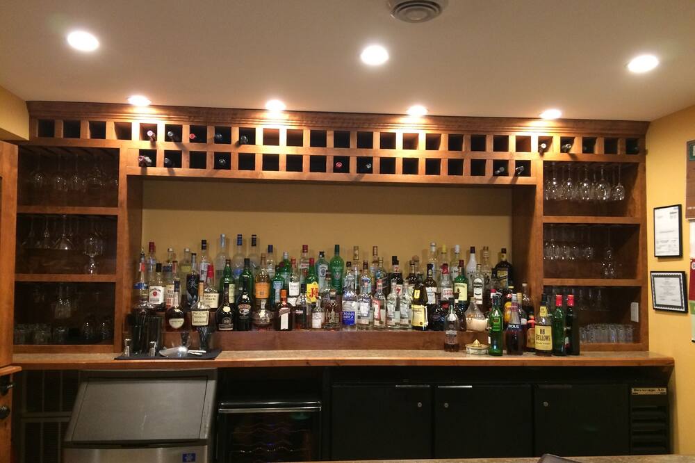 Goldmoor Inn 写真