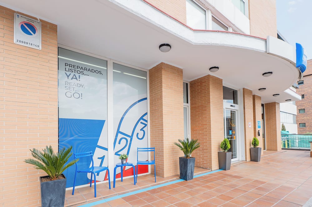 イビス バジェット マドリード カジェ アルカラ 写真