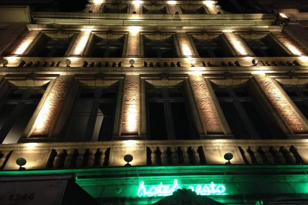 ホテル ミル コロンネス 写真