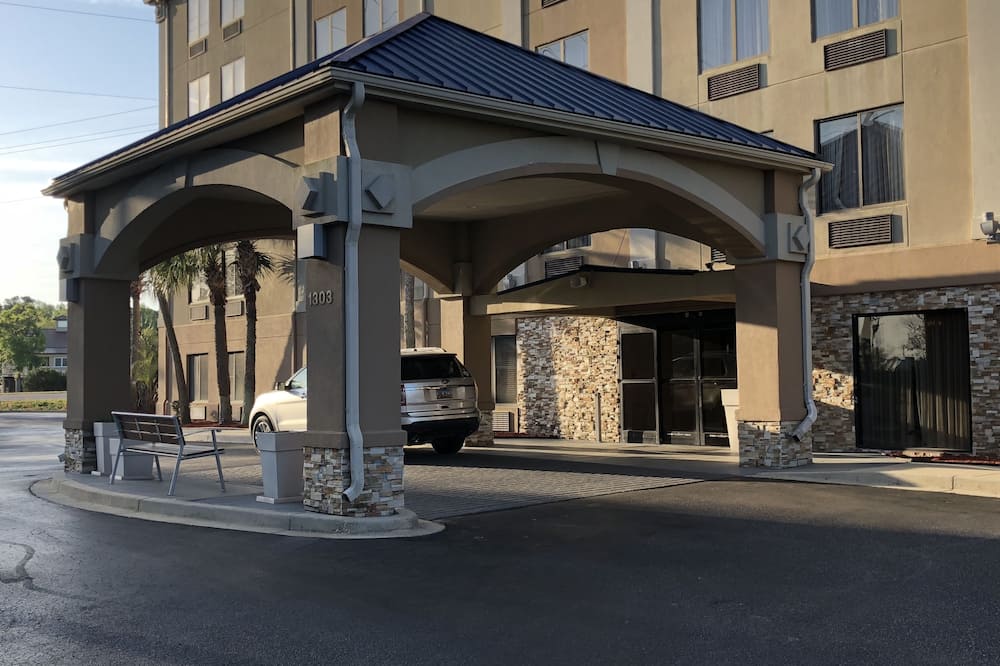 カントリー イン&スイーツ バイ ラディソン ミュレルズ インレット SC 写真