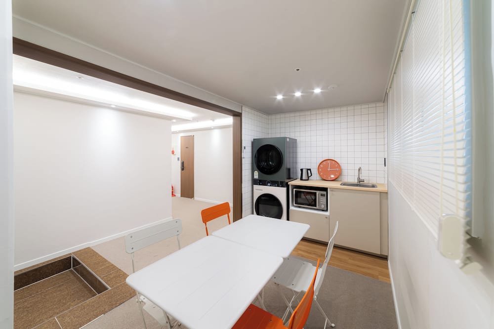 ZIYOLK MYEONGDONG 写真