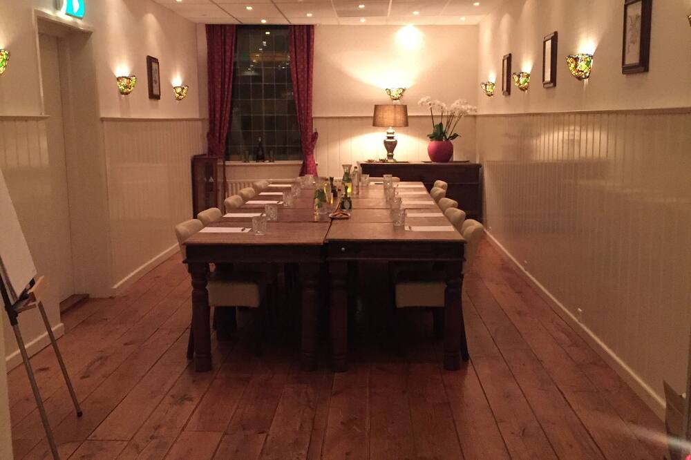 ホテル ヨハネス フェルメール 写真