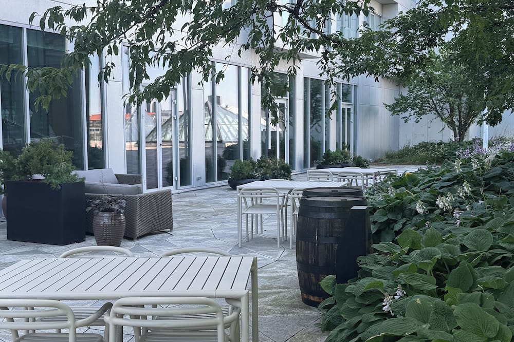 チボリ ホテル 写真