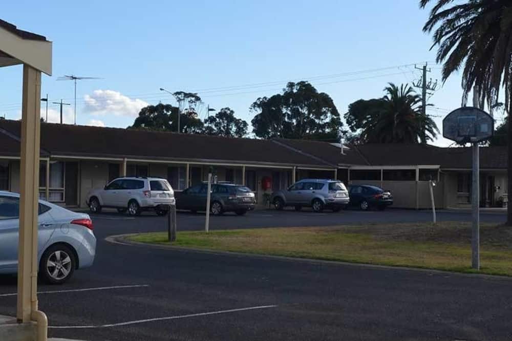 ゴールデン パームス モーテル 写真