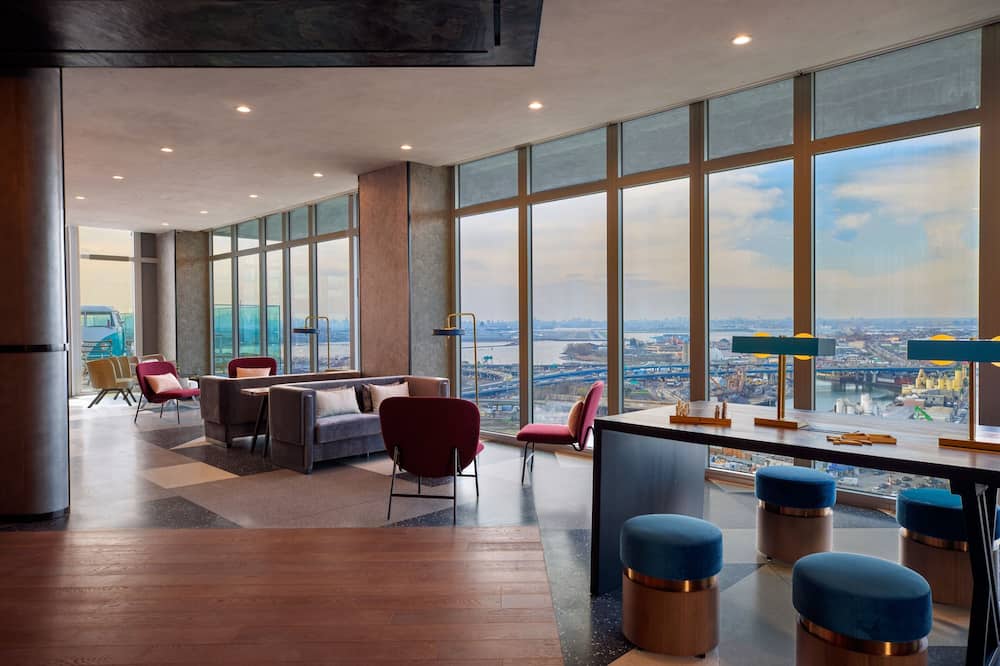 ルネッサンス ニューヨーク フラッシング ホテル アット タングラム 写真