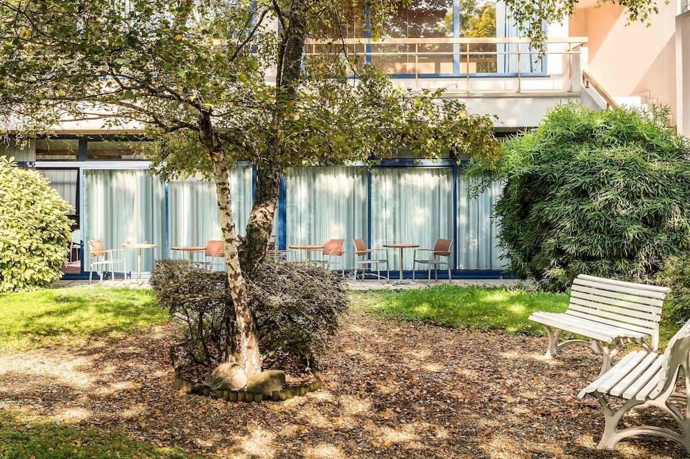 イビス パリ 17 クリシー バティニョル 写真