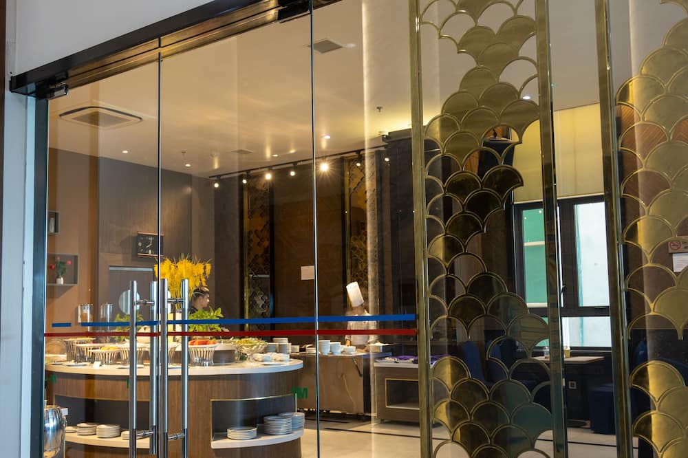 カトバパラダイスホテル-スカイバー＆マッサージ 写真