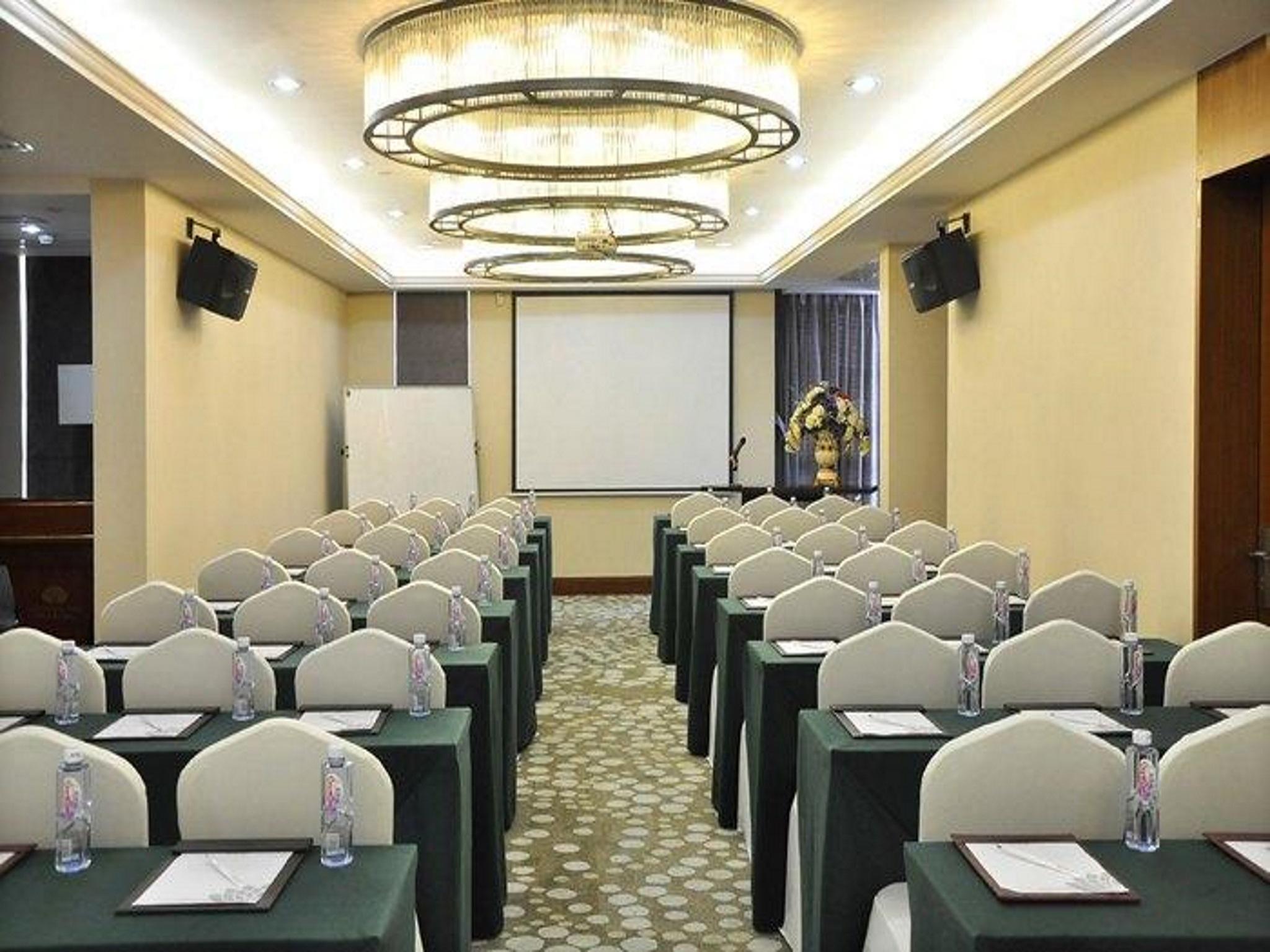 ザ LA ホテル 写真