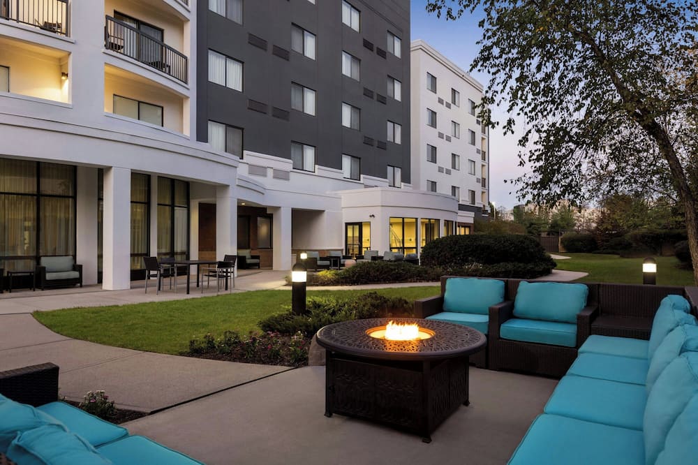 Courtyard by Marriott Ewing Princeton 写真