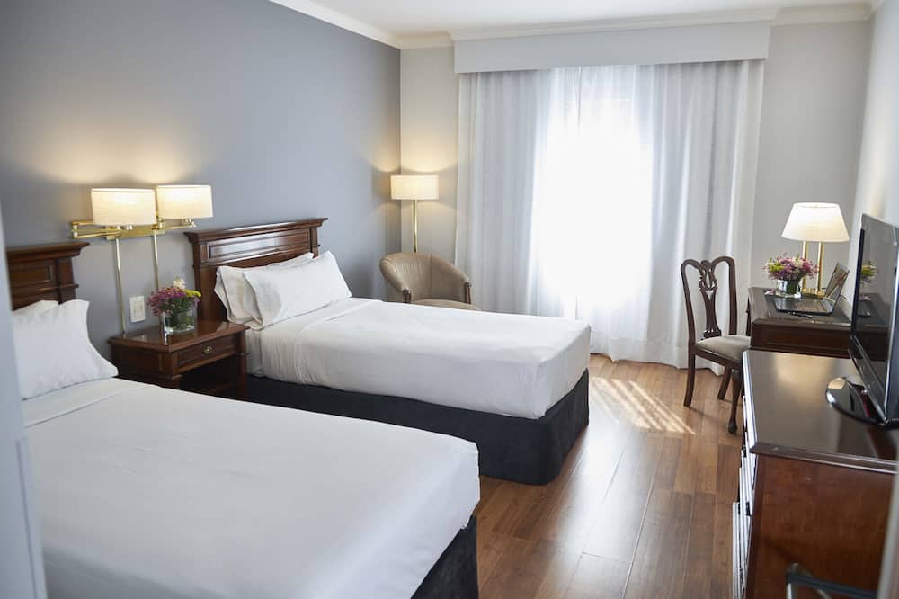 アメリカス タワーズ ホテル 写真