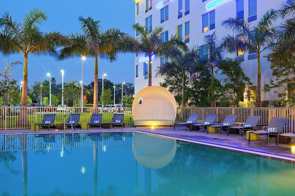 Aloft Miami Doral 写真