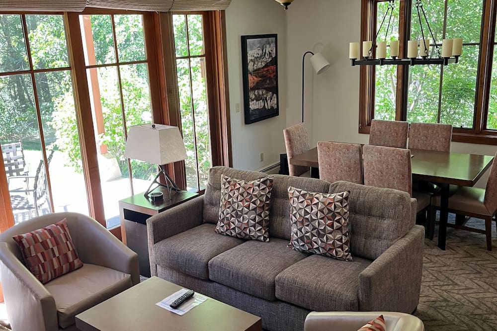 HYATT HIGH SIERRA LODGE 写真