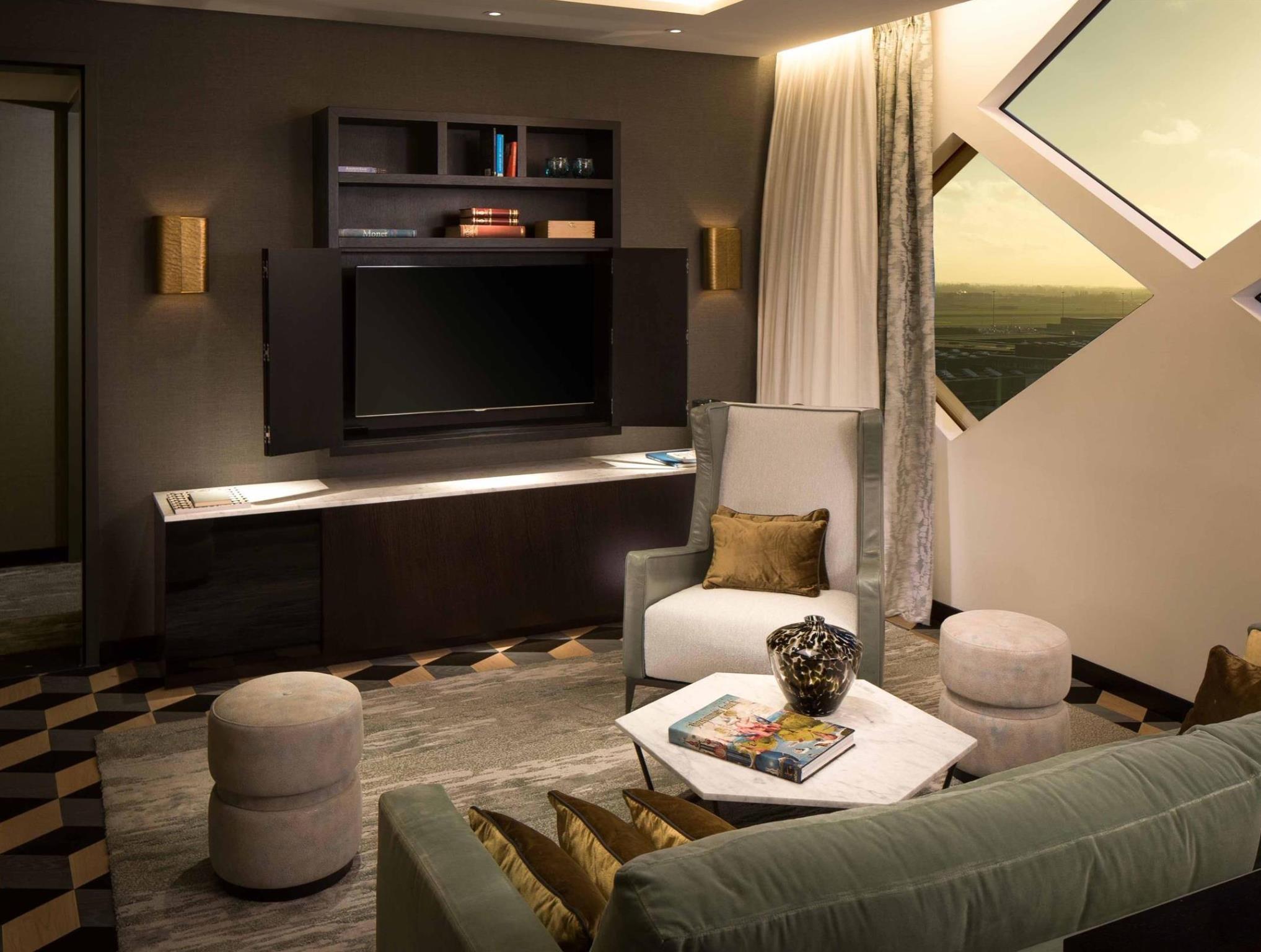 ヒルトン アムステルダム エアポート スキポール 写真