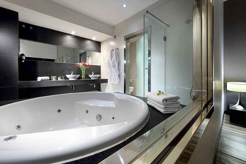 ホテル ユーロスターズ アレナス デ ピント 写真