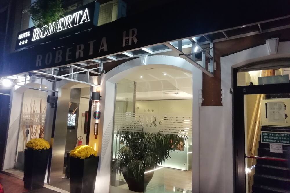 ホテル ロベルタ 写真