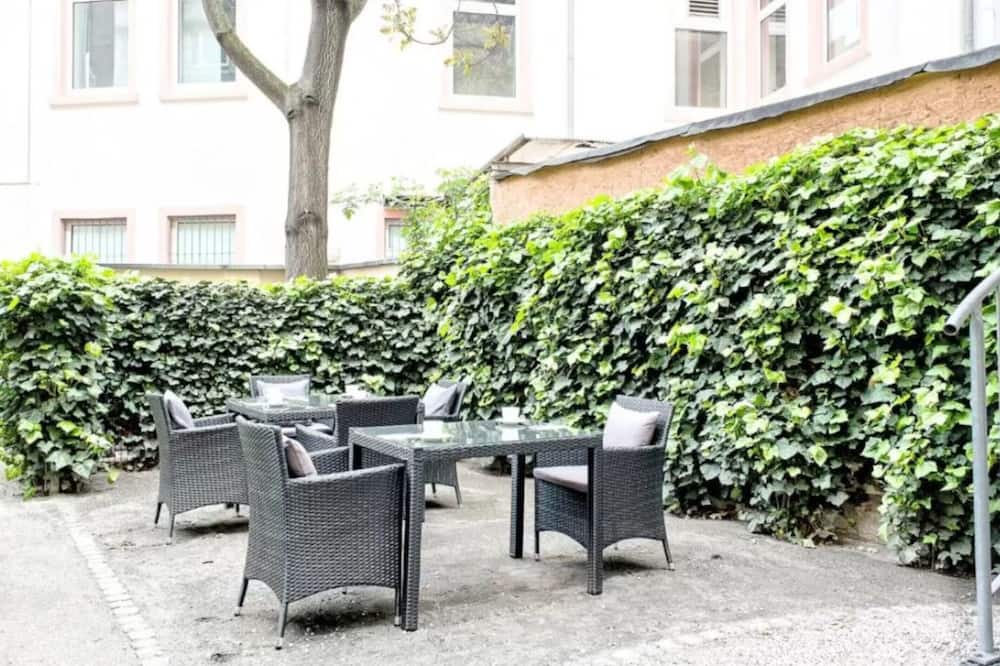 タウンハウス ホテル 写真