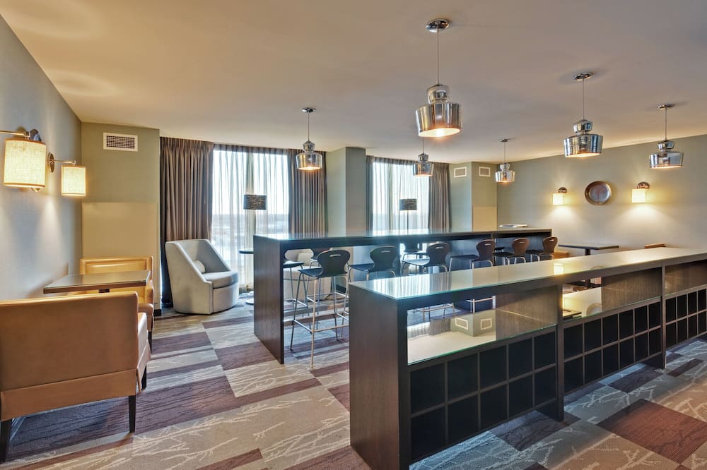 クラウンプラザ シカゴ オヘア ホテル ＆ カンファレンスセンター バイ IHG 写真