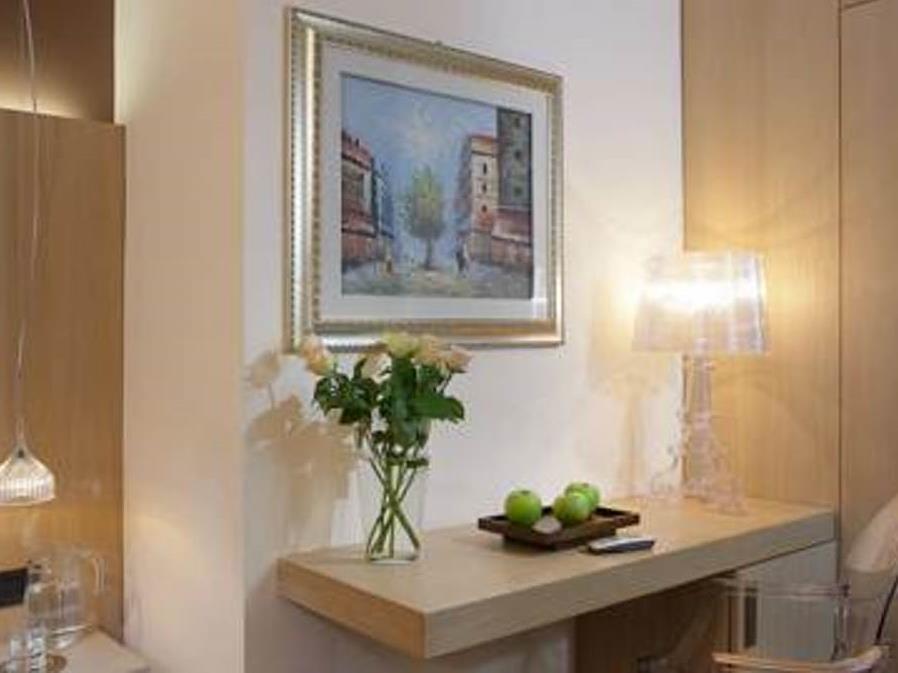 ホテル パリ 写真