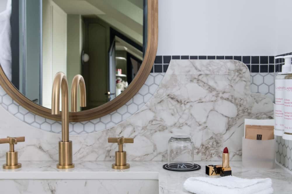 レシキエ オペラ ホテル パリ エムギャラリー コレクション 写真