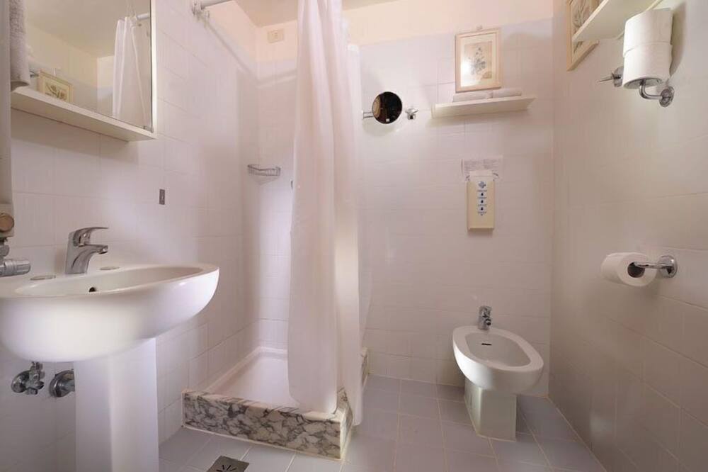 ホテル ラ カルチーナ 写真