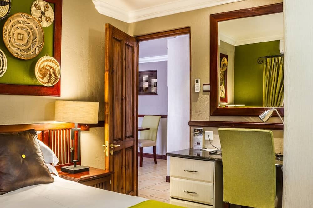 ピアモント モンディアル ハボローネ 写真