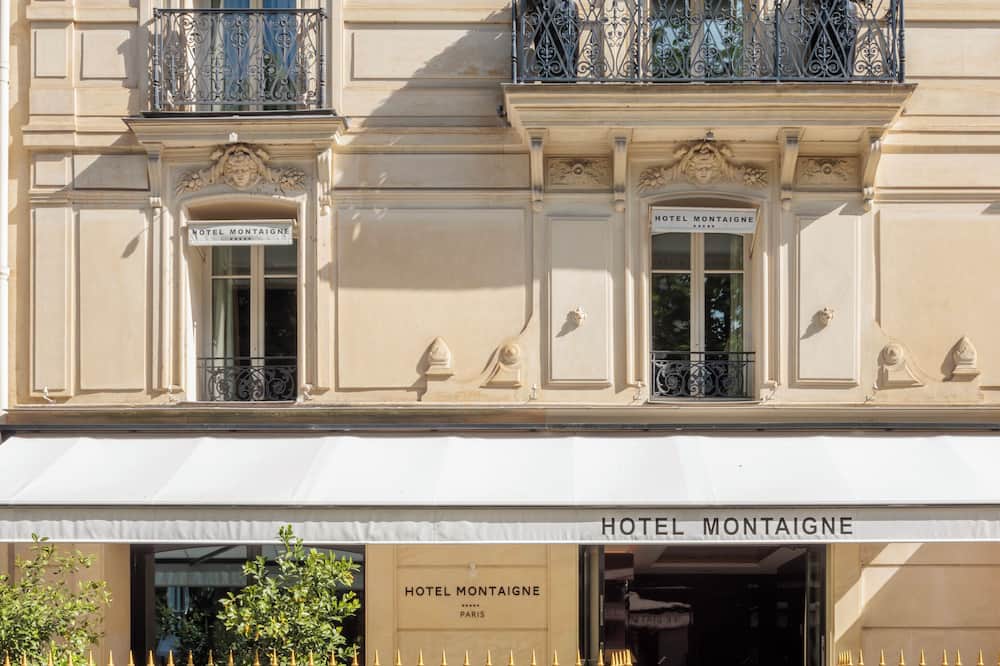 ホテル モンテーニュ 写真