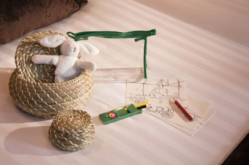 ホテル デ ドゥ コンチネント 写真