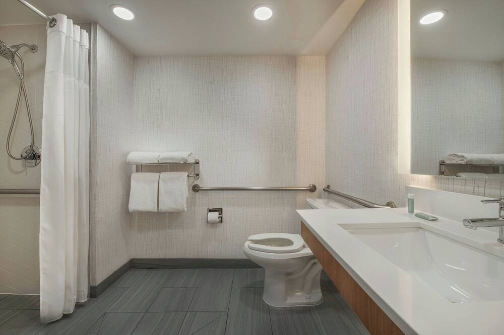 フェアフィールド イン & スイーツ バイ マリオット オークランド ヘイワード 写真