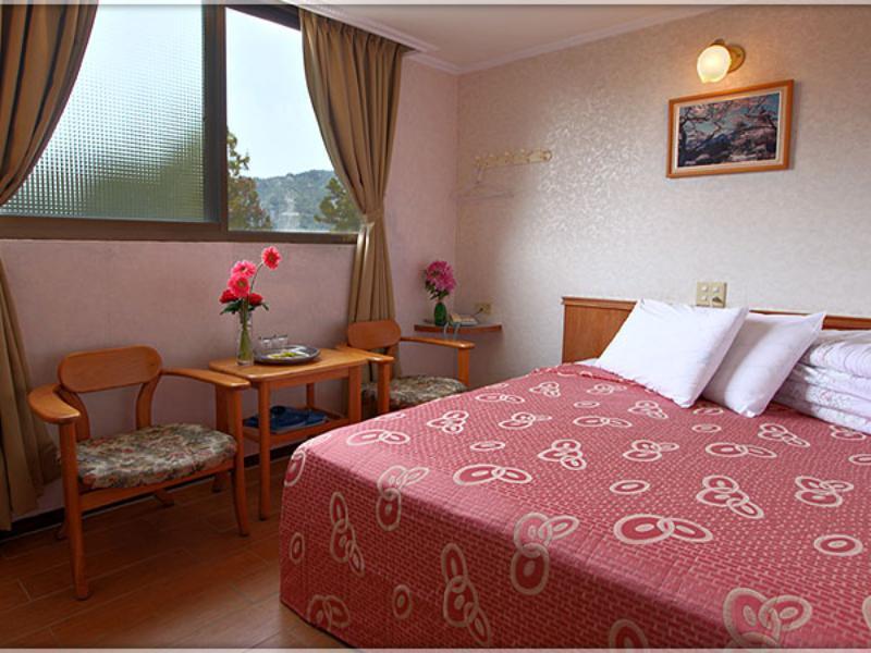 アリシャン デンシャン ホテル 写真