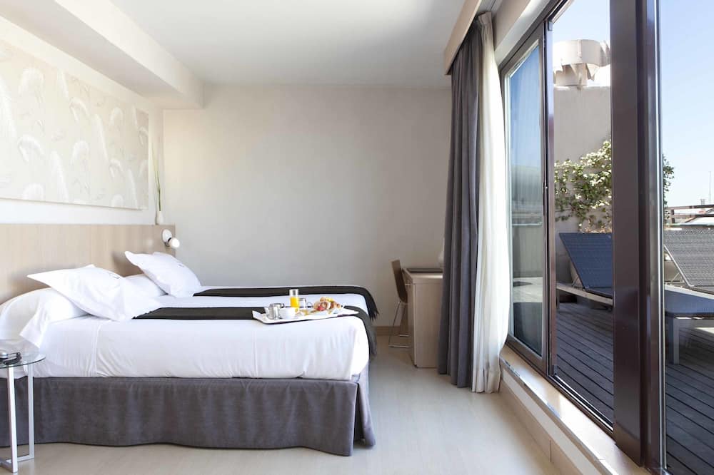 ホテル オペラ 写真