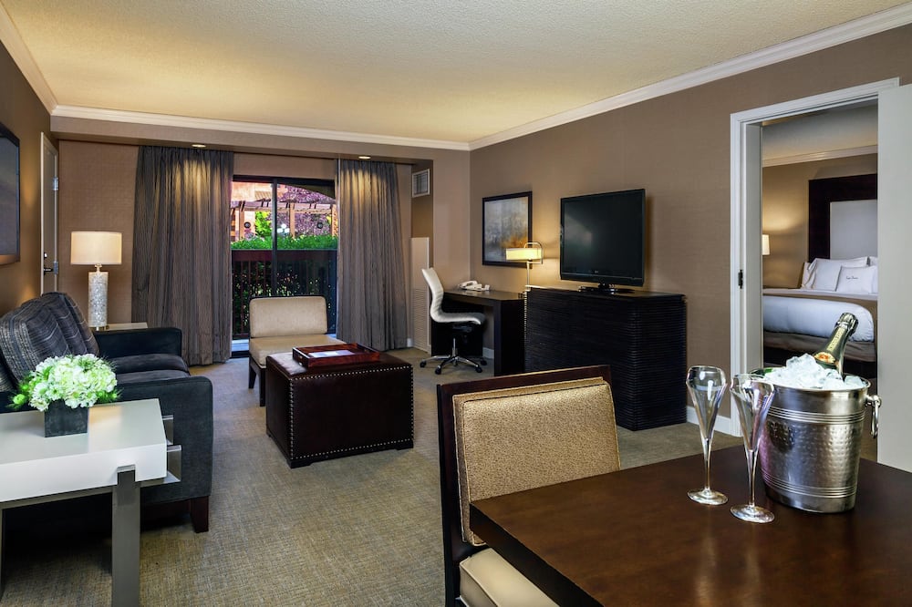 DoubleTree by Hilton Sonoma Wine Country 写真