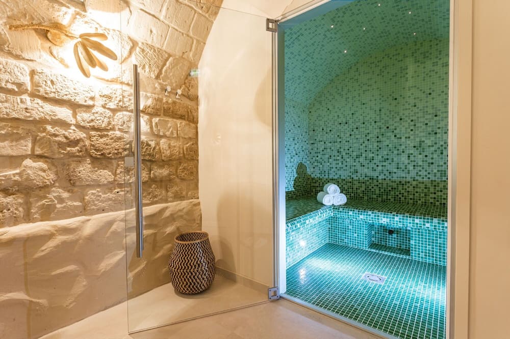 ホテル ド ラヴニール 写真