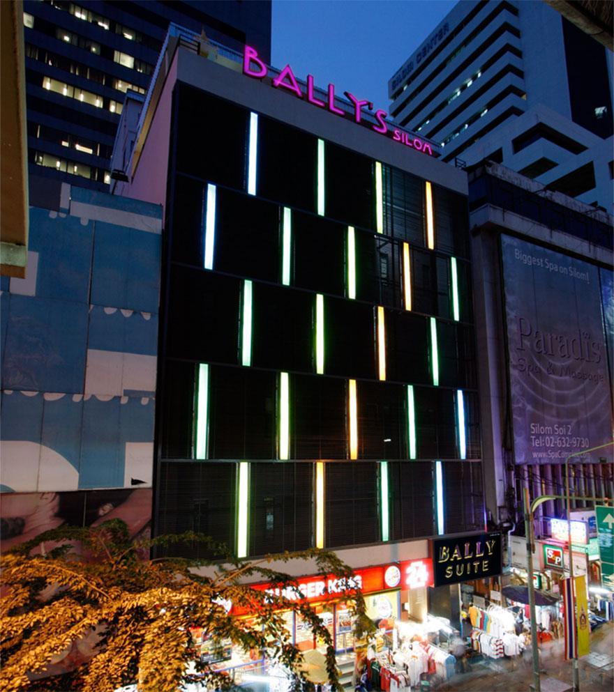 バリーズ シーロム 写真