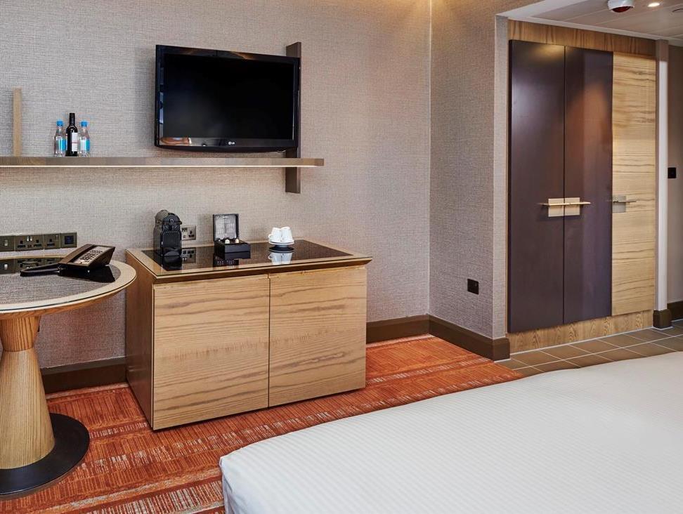 ヒルトン ロンドン タワー ブリッジ 写真