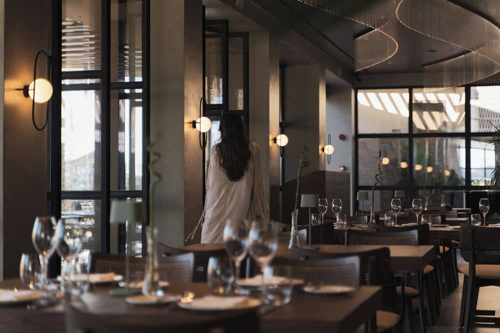 プノエ ブリージング ライフ (アダルツ オンリー) 写真