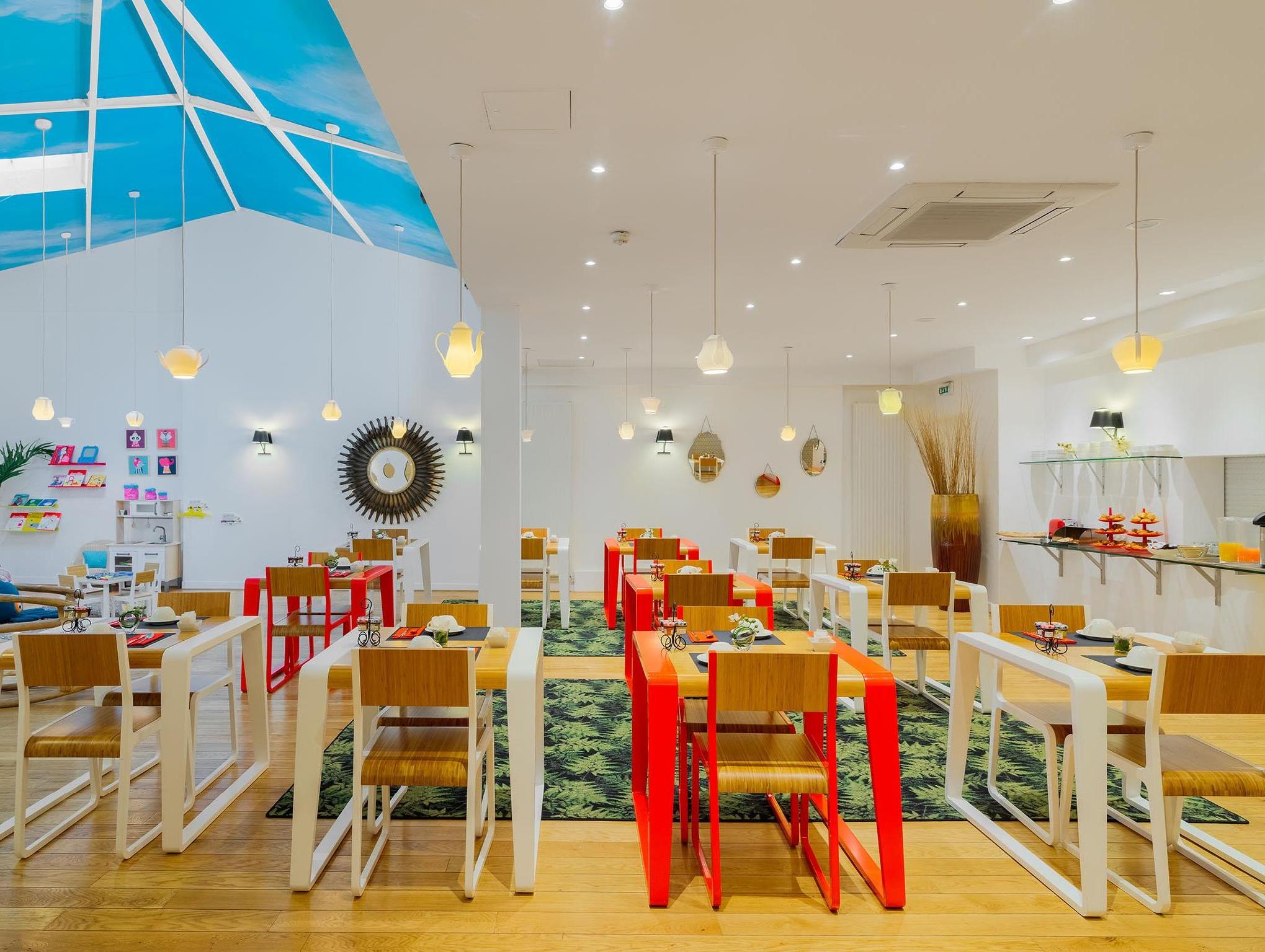 ホテル ジョージ アストテル 写真