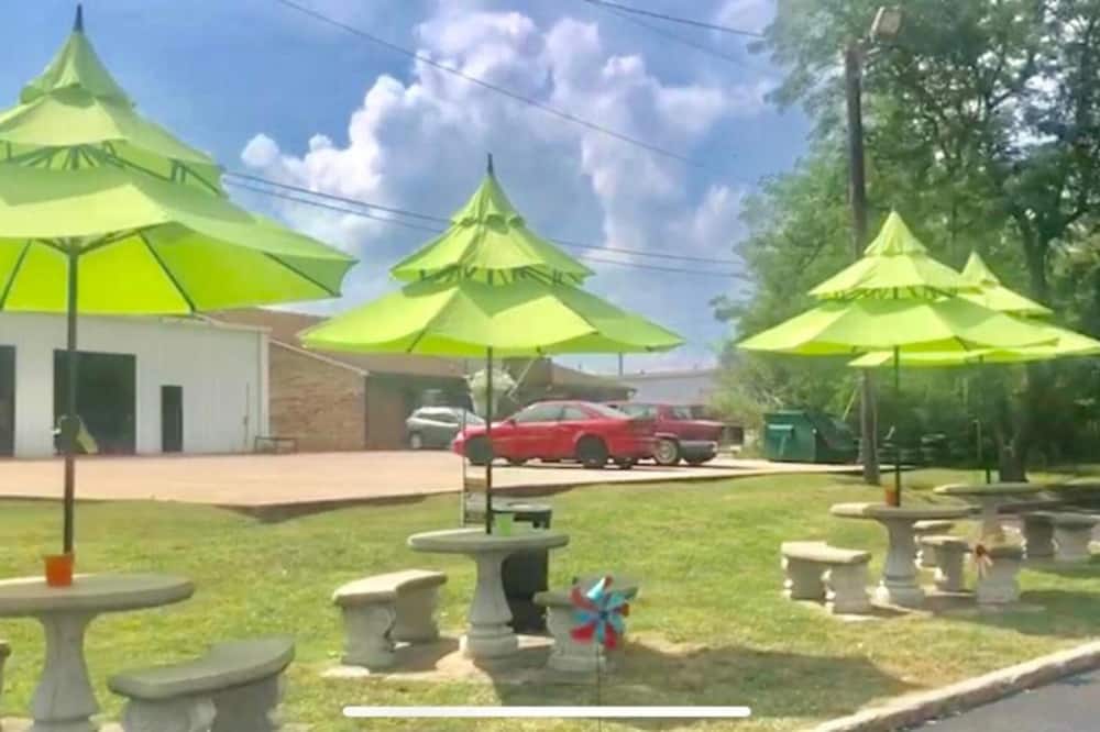 スーパー 8 バイ ウィンダム ラドクリフ フォート ノックス エリア 写真