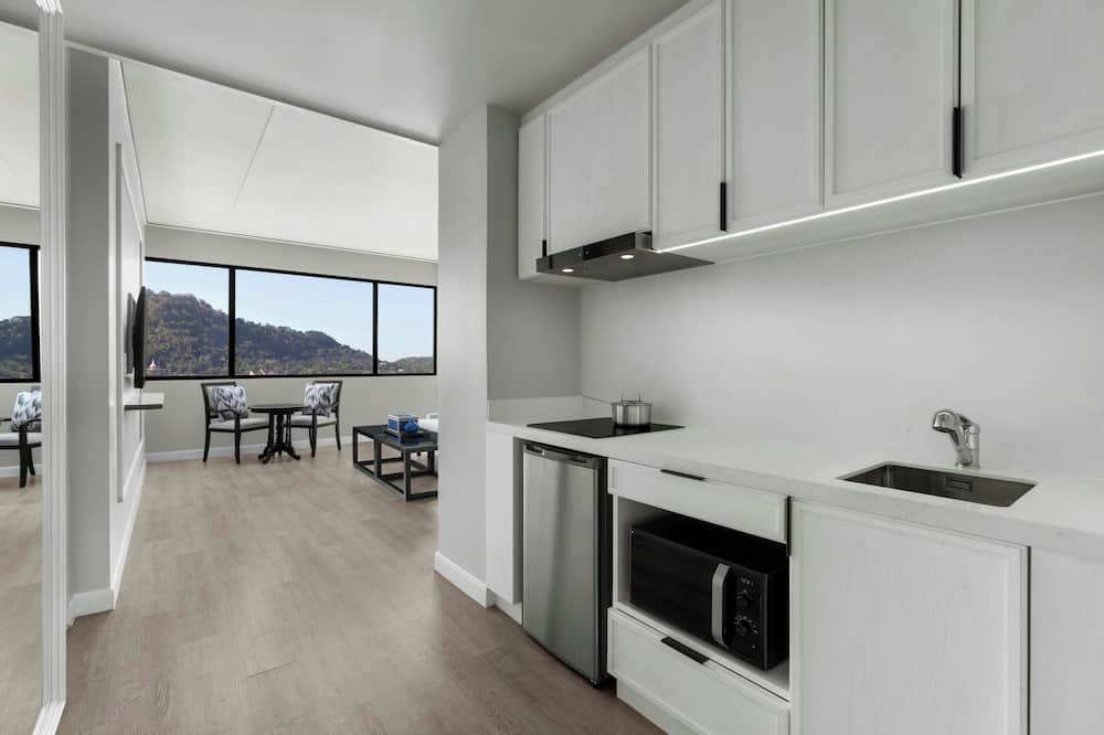 コートヤード バイ マリオット プーケット タウン 写真