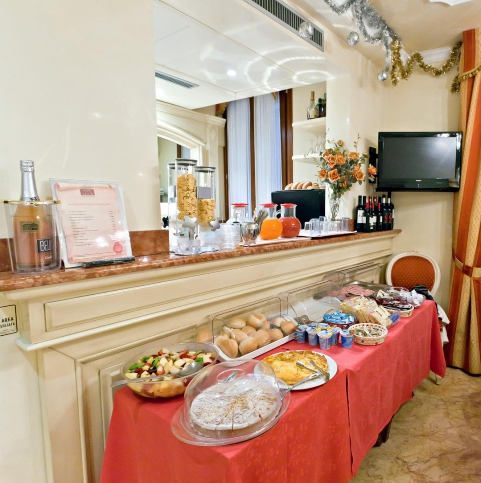 ホテル サン ルカ 写真