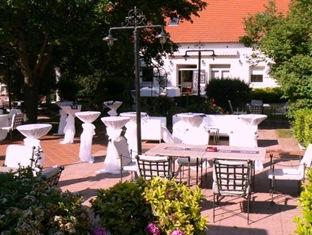 オールド レイク ゴルフ ホテル 写真