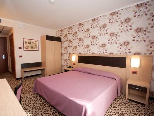 Hotel Brindor 写真