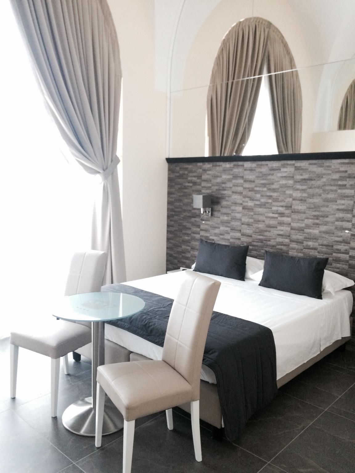 ブティック ホテル ピアッツァ カリタ 写真