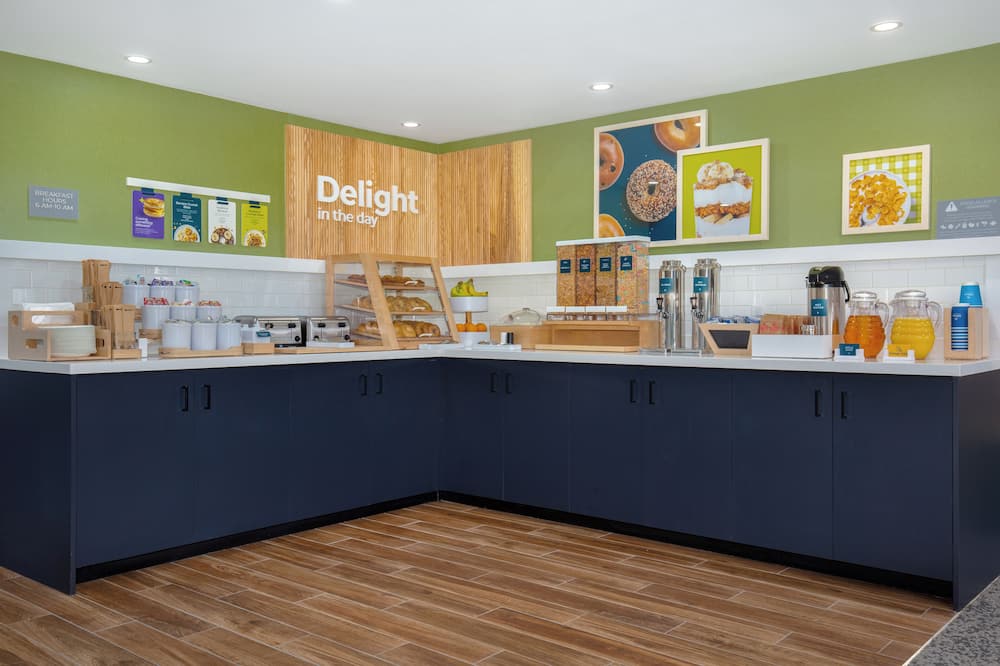 スパーク バイ ヒルトン トロント エアポート 写真