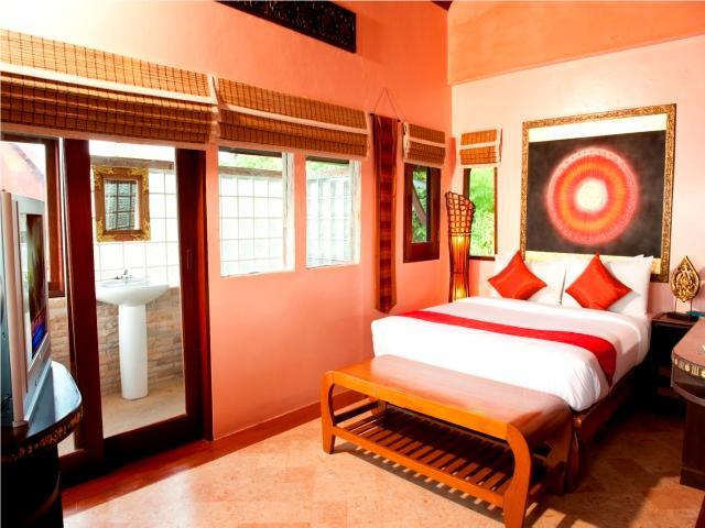 サンダルウッド ラグジュアリー ヴィラズ 写真