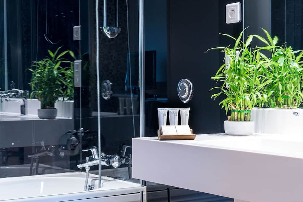 C Suites 写真